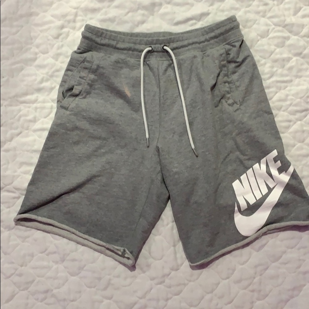 men's nike grey shorts
